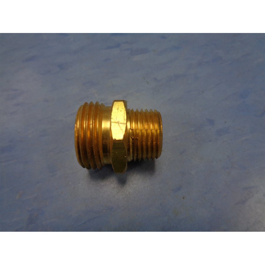 RACCORD EN LAITON 3 / 4" MALE HOSE A JARDIN X 1 / 2" MALE